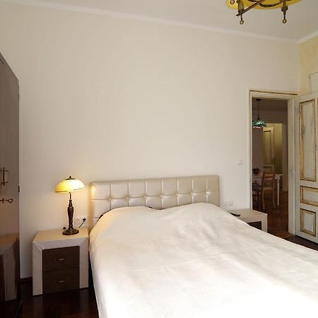 Art Guesthouse Vintage Burgas City Eksteriør billede